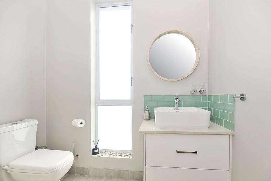 2 Bedroom Property for Sale in Struisbaai Western Cape